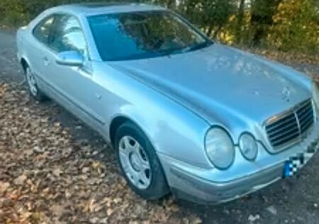 Mercedes-Benz CLK 200 KOMPRESSOR ELEGANCE Elegance
