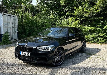 BMW M135i xDrive -