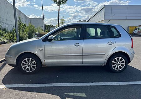 VW Polo Volkswagen 1.9TDI // Highline // Vollausstattung //