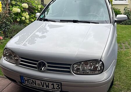 VW Golf Volkswagen Cabrio 2.0 Auto Highline Highline