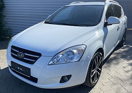 Kia Cee'd / Ceed