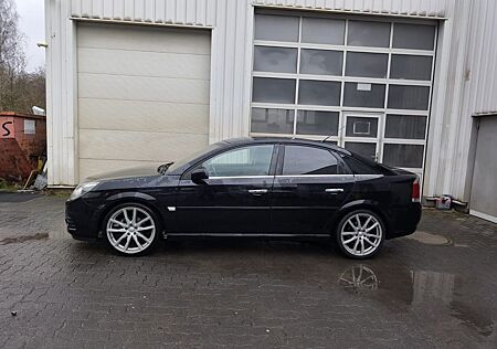 Opel Vectra C GTS. Cosmo Plus