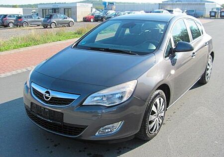 Opel Astra J 1.7 CDTI Edition