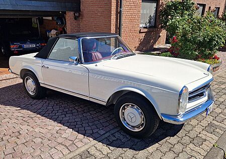 Mercedes-Benz SL 280 Pagode, Matching, Pappbrief, ClassicData1