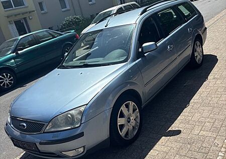 Ford Mondeo 2.0 Ghia Ghia