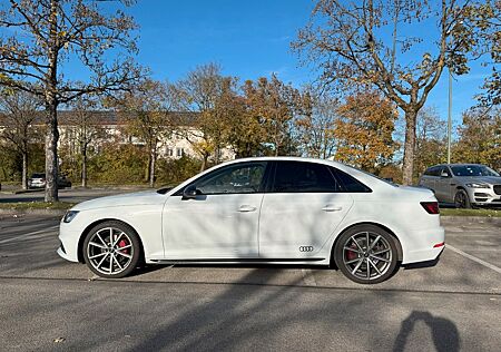 Audi A4 2.0 TDI 190PS S tronic quattro , 3xSLine, B&O