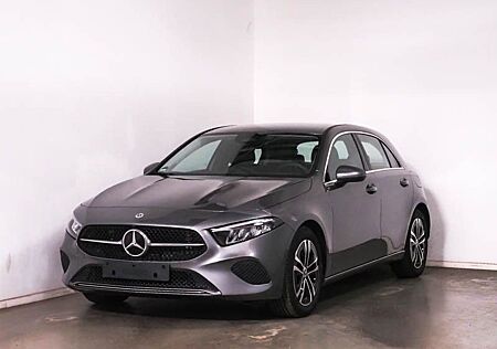 Mercedes-Benz A 180 PROGADV,AHK,WINTERP,KAMERA,CARP,LED