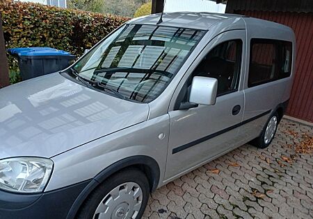 Opel Combo 1.4 TWINPORT ECOTEC -