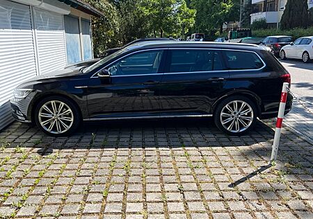VW Passat Variant Volkswagen 2.0 TDI SCR DSG 4MOT Highline...