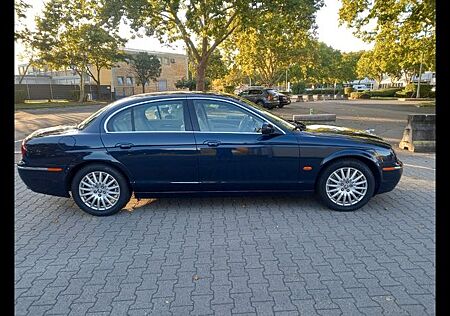 Jaguar S-Type 2.7 Liter V6 Diesel Executive Executive