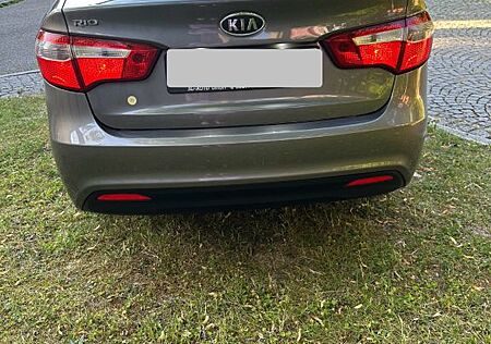 Kia Rio 1.6 CVVT SPIRIT SPIRIT