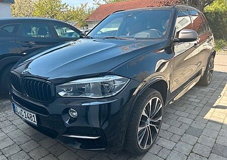 BMW X5 M50 M50d AHK PANORAMA LED