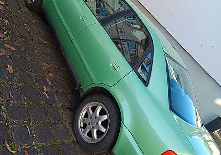 Audi A4 1.8 Auto -125 PS, TÜV bis 2026