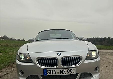 BMW Z4 3.0i - HANDSCHALTER - AERODYNAMIK M PAKET
