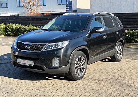 Kia Sorento Spirit 4WD Automatik Leder Navi Pano