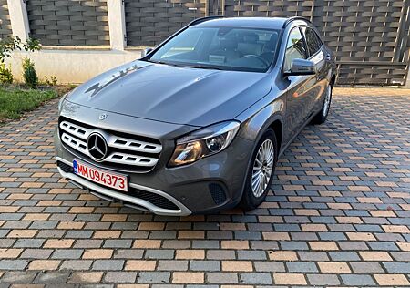 Mercedes-Benz GLA 180 GLA 180d Leather Navi Camera