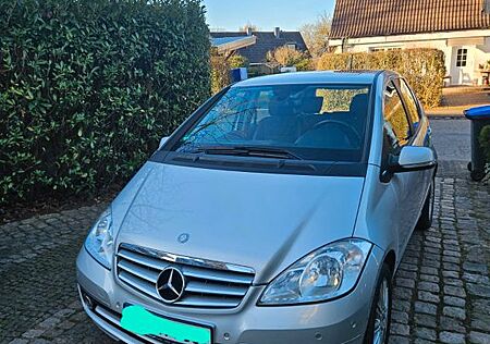 Mercedes-Benz A 180 BlueEFFICIENCY -