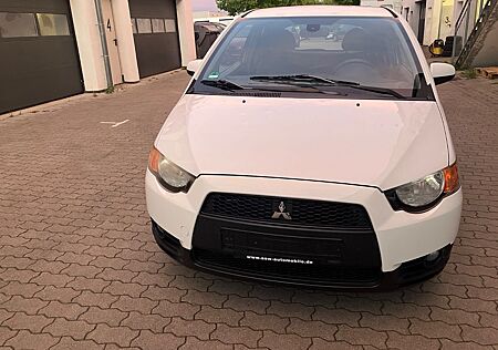 Mitsubishi Colt Lim. 3-trg. ClearTec Inform