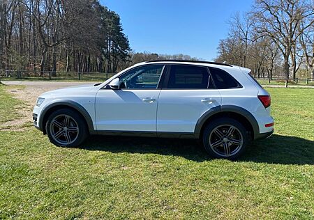Audi Q5 2.0 TDI OffRoad S tronic quattro S line