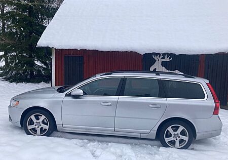 Volvo V70 D3 Geartronic Summum Summum