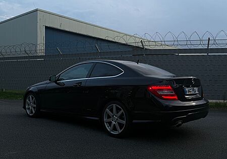 Mercedes-Benz C 180 Coupé, AMG Paket