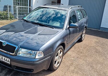 Skoda Octavia Combi 1.6 Tour Tour