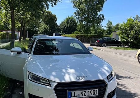 Audi TT Coupe 2.0 TFSI -