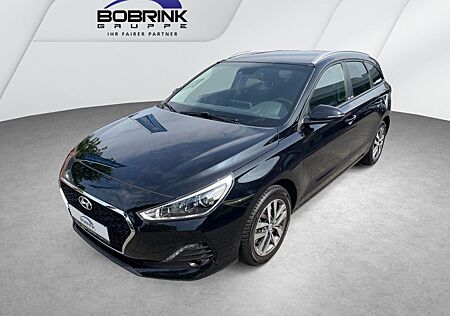 Hyundai i30 1.4 YES! NAVI RFK SHZG LHZG PDC Klimaauto