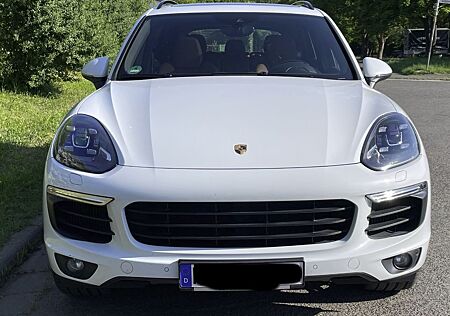Porsche Cayenne S Diesel *Panorama*Softclose*AHK*21 Zoll