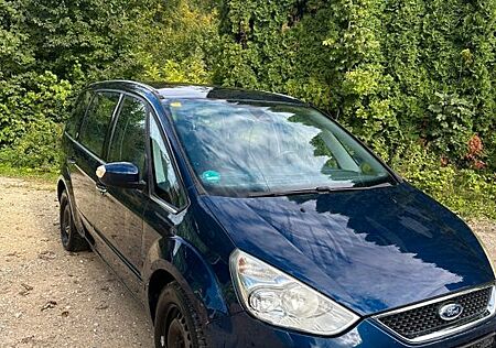 Ford Galaxy 2,0 TDCi 96kW DPF Ambiente 6-tronic A...