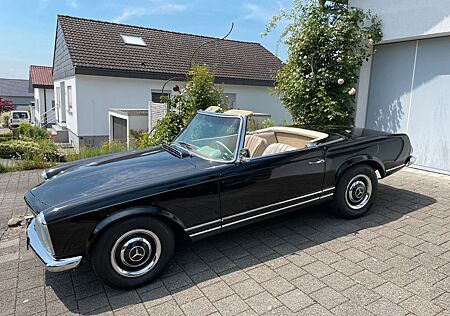 Mercedes-Benz SL 230