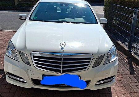 Mercedes-Benz E 220 CDI BlueEFFICIENCY AVANTGARDE AVANTGARDE