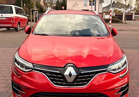 Renault Megane E-TECH Plug-In 160 Intens Grandtour I...