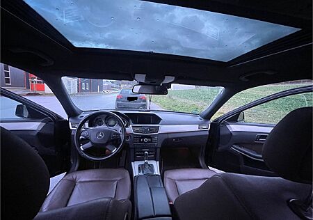 Mercedes-Benz E 220 CDI BlueEFFICIENCY AVANTGARDE AVANTGARDE
