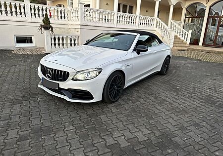 Mercedes-Benz C 63 AMG Mercedes-AMG C 63 Autom. Mercedes-AMG
