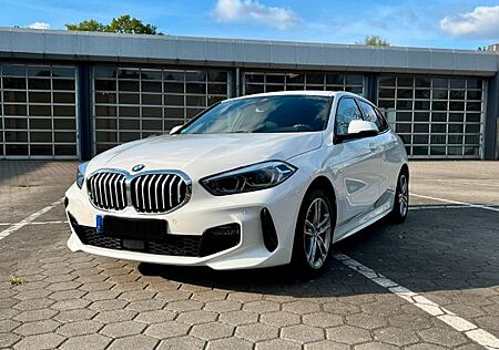BMW 118i M Sport / TÜV NEU / Bremsen gemacht