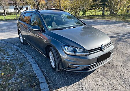 VW Golf Volkswagen 2.0 TDI 4MOTION Comfortline Variant Com...