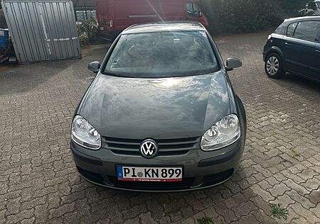 VW Golf Volkswagen 1.6