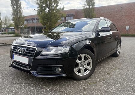 Audi A4 Avant 2.0 TDI 2.Hd Leder Scheckheft TÜV12/26
