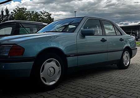 Mercedes-Benz C 180 C180 | TÜV NEU 03/2027 | 2. Hand | Rostfrei