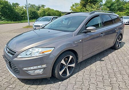 Ford Mondeo Turnier Champions Edition