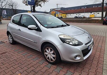 Renault Clio Dynamique 1.2 16V 75PS, TÜV Neu