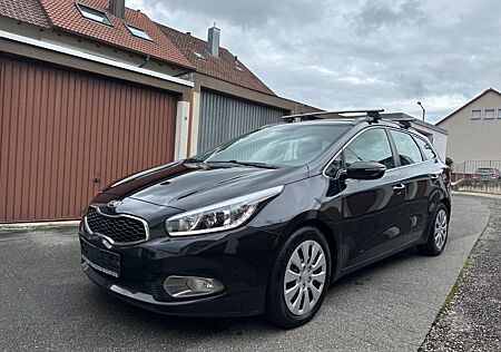 Kia Cee'd Sportswagon /navi/kamera