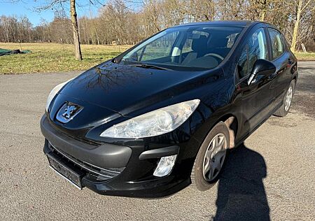 Peugeot 308 Lim. 1.6 Tendance