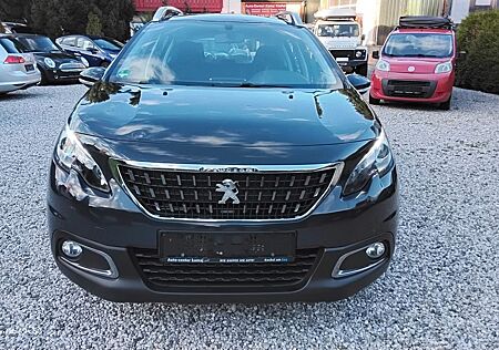 Peugeot 2008 Active TÜV Kundendienste neu Kamera