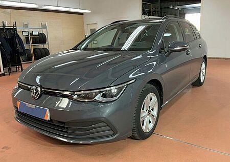 VW Golf Volkswagen VIII 1.0 eTSI Matrix HuD AHK Life OPF Mild