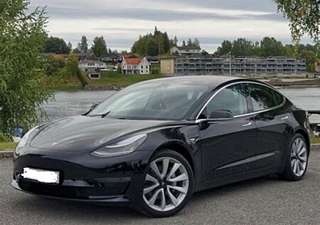 Tesla Model 3 gebraucht kaufen Tesla Model 3 Long Range - Dual Motor Boost AHK