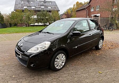Renault Clio Authentique 1.2 16V 75 Authentique
