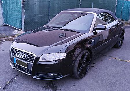 Audi A4 1.8 T Cabriolet S-Line
