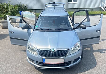 Skoda Roomster 1.2l Ambition mit TÜV/Kette NEU!